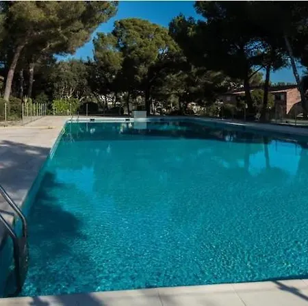 Дом отдыха Provenzalisches Haus Hannah - Garten Mit Meerblick Und Pool By Riviera Homelife *