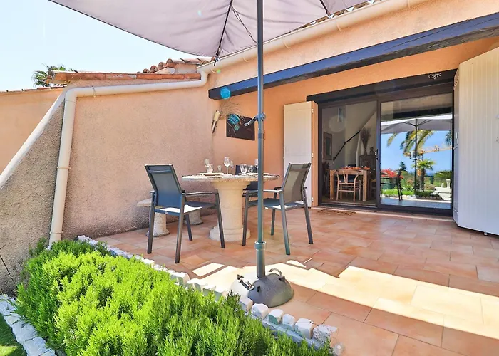 Dom wakacyjny Provenzalisches Haus Hannah - Garten Mit Meerblick Und Pool By Riviera Homelife