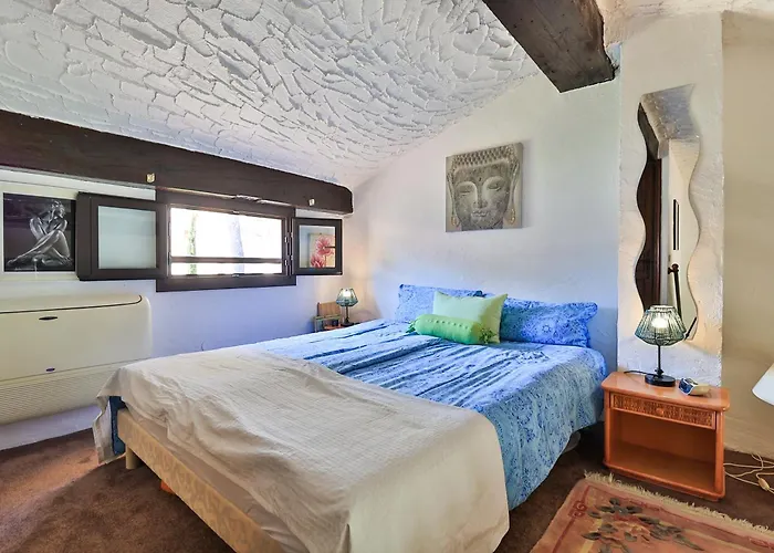 Dom wakacyjny Provenzalisches Haus Hannah - Garten Mit Meerblick Und Pool By Riviera Homelife *